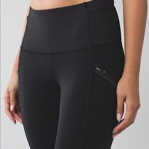 Lululemon Toasty Tech Tight II